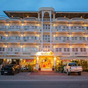 Anchalee Resort Bang Saphan Exterior photo
