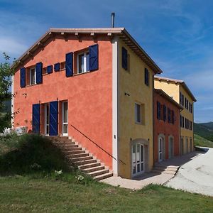 Tenuta Grimaldi Wine Resort Matelica Exterior photo