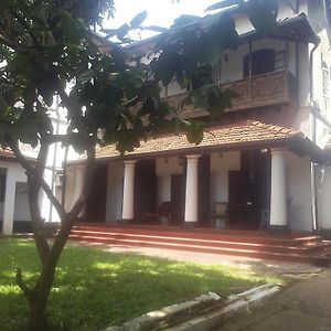 College House Close To Fort Colombo Exterior photo
