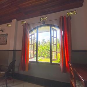 Sunny'S Guest House Akurala Ambalangoda  Exterior photo