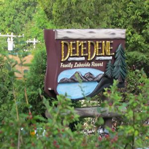 Depe Dene Resort Lake George Room photo