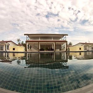 K Resort Ngwe Saung Ngwesaung Exterior photo