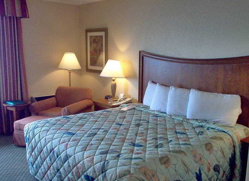 Holiday Inn Express Chicago-Downers Grove, An Ihg Hotel Room photo