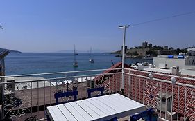 White And Blue Bodrum Bed & Breakfast Exterior photo