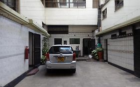 Paris Hotel Nairobi Exterior photo