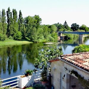 Au Bord De L'Eau Bed & Breakfast Pessac-sur-Dordogne Exterior photo