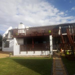 Chilli Moon B&B Stilbaai Exterior photo