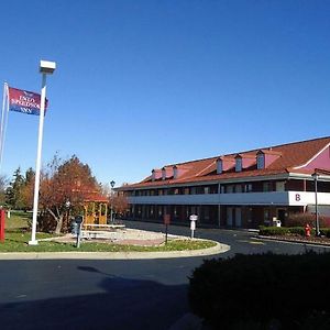 Indy Speedway Inn Indianapolis Exterior photo