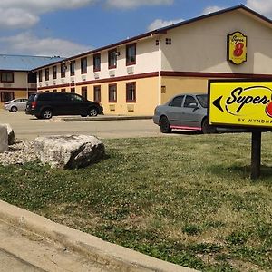 Super 8 By Wyndham Champaign Motel Exterior photo