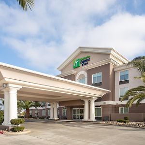 Holiday Inn Express & Suites Yosemite Park Area By Ihg Chowchilla Exterior photo