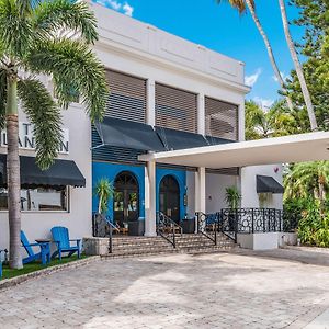 The Landon Bay Harbor-Miami Beach Hotel Bay Harbor Islands Exterior photo