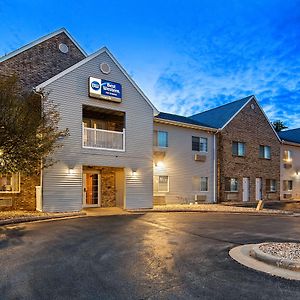 Best Western Dodgeville Inn & Suites Exterior photo