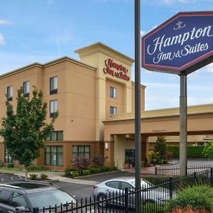 Hampton Inn & Suites Tacoma Exterior photo