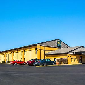 Quality Inn & Suites Greensburg I-74 Exterior photo