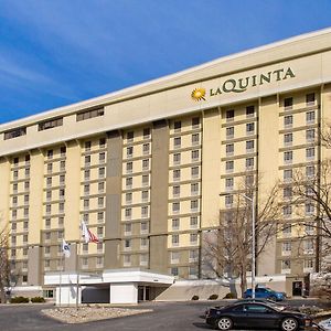 La Quinta By Wyndham Springfield Hotel Exterior photo