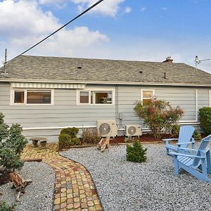 The Beach House Suite Chemainus Exterior photo