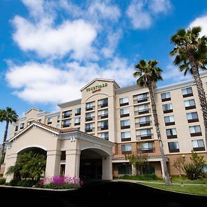 Courtyard By Marriott Newark Silicon Valley Hotel Exterior photo