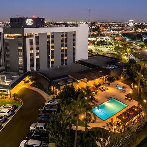 Doubletree By Hilton Carson Hotel Exterior photo