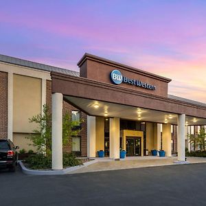 Best Western Harrisburg North Hotel Exterior photo