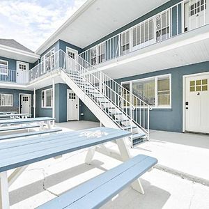 318 E Youngs Ave Unit 7 Salty Shore Retreat Coastal Charm Tranquility Apartment Wildwood Exterior photo