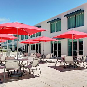 Residence Inn By Marriott Miami Beach Surfside Exterior photo