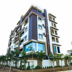 The Butterfly - Ramachandra Nagar Hotel Vijayawada Exterior photo