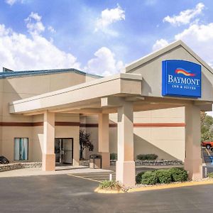 Baymont By Wyndham Greensburg Hotel Exterior photo