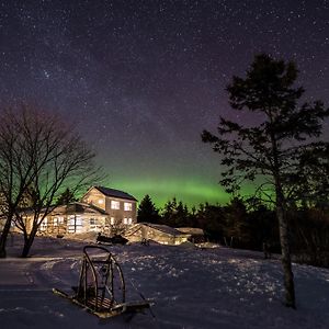 Gite Aux Jardins De L'Anse Bed & Breakfast Perce Exterior photo