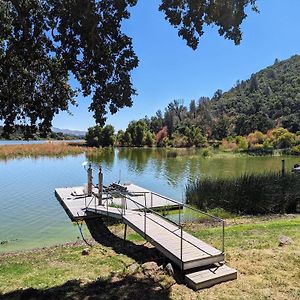 Sunrise Lake Escape Villa Lower Lake Exterior photo