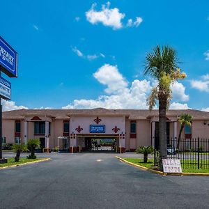 Rodeway Inn & Suites East New Orleans Exterior photo