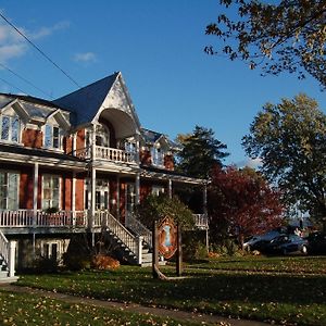 Gite Les 2 Soeurs Bed & Breakfast Roberval Exterior photo