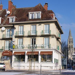 Logis Hotel & Restaurant - Le Normandie Caudebec-en-Caux Exterior photo