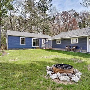 Walk To Beach Lake Michigan Getaway! Villa Muskegon Exterior photo