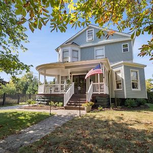 Meerkat Manor- 5 Min Drive To Cle Clinic Villa Cleveland Exterior photo