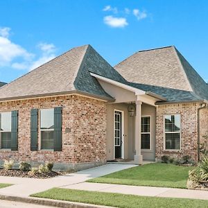 Contemporary Fast Wifi Comfortable Villa Lake Charles Exterior photo