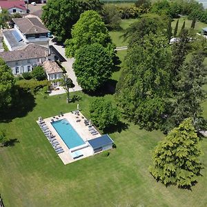 Chateau Destinee Bed & Breakfast Saint-Seurin-de-Prats Exterior photo