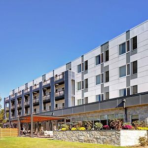 Courtyard By Marriott Appleton Riverfront Hotel Exterior photo