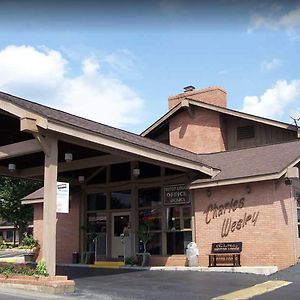 Charles Wesley Motor Lodge Downtown Broken Bow- Hochatown Exterior photo