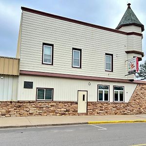 Time Travel Inn Birnamwood Exterior photo