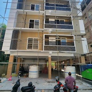 Twilight Apartments Kochi Exterior photo