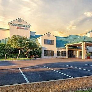 Courtyard By Marriott Mcallen Hotel Exterior photo