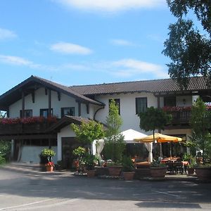 Restaurant Landgasthof Zum Wiesengrund Hotel Newel Exterior photo