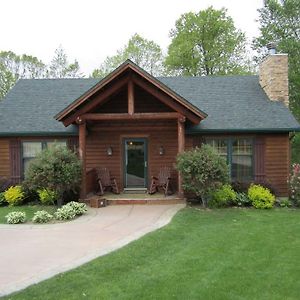 Nature'S Retreat Hotel Apple River Exterior photo