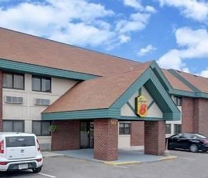 Super 8 By Wyndham St. Cloud Motel Exterior photo