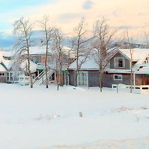 Camp De Base Gaspesie Hotel Perce Exterior photo