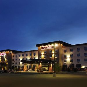 Chateau Nova Yellowhead Hotel Edmonton Exterior photo