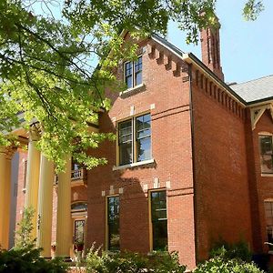 Lyndon House Bed & Breakfast Bed & Breakfast Lexington Exterior photo