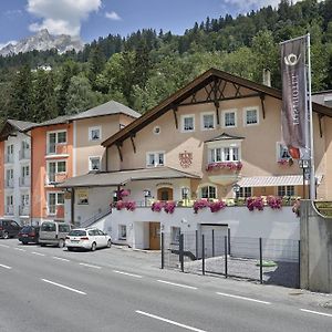 Posthotel Strengen Am Arlberg Exterior photo