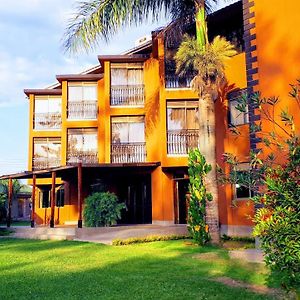 Njara Suites Fort Portal Exterior photo