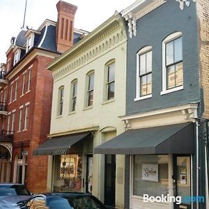 The Storefront Bed & Breakfast Staunton Exterior photo